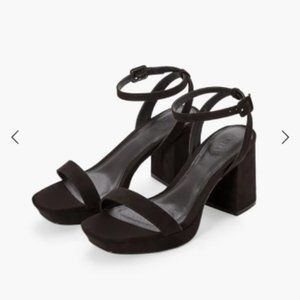 NWT JustFab Platform Heeled Sandal